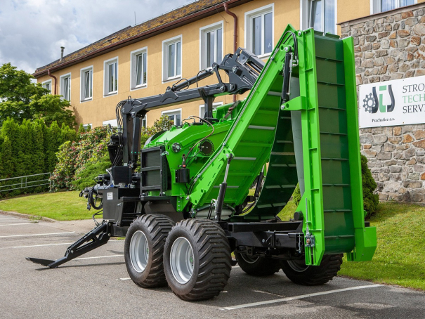 Traktorový štěpkovač STS Chipper-740